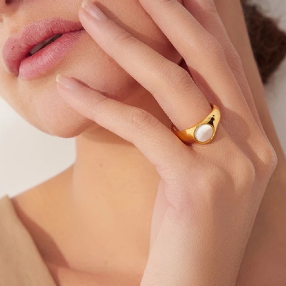 ๐18K gold plated shell ring - Picture 5 of 6